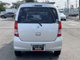 <中古車もトヨタのお店で>納車前にしっかりとお車の点検をさせていただきます。トヨタに自動車整備のプロにプロにお任せください!