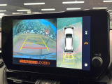 【パノラミックビューモニター】専用のカメラにより、上から見下ろしたような視点で360度クルマの周囲を確認することができます☆死角部分も確認しやすく、狭い場所での切り返しや駐車もスムーズに行えます。