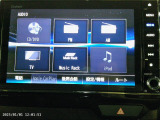 DVD・CD再生に対応しています。