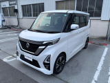 左前から見るとこんな感じです。