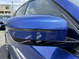 また、BMW正規認定中古車は、エマージェンシーサービスが自動付帯。24時間365日、皆様のカーライフをサポート致します。確かな安心のうえで、「駆けぬける歓び」をご堪能ください。