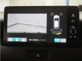 バックカメラ搭載です!車庫入れが苦手な人はもちろん、車両感覚に自信がある人にもお勧めです!見えない箇所が見えるようになるので、低い障害物や隠れてしまっている子供の存在等にも気付く事が出来ます。