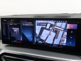 【純正ナビゲーション】BMWのナビゲーションは操作性も良く、詳細な地図情報と交通状況を見やすく表示し、快適なドライビングをサポートしながら目的地までナビゲートします。