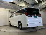 当社でご購入の車両はご納車前、エンジンオイル交換・ワイパーゴム・ブレーキ点検・調整・その他確認の上ご納車いたします。