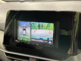 【アラウンドビューモニター】専用のカメラにより、上から見下ろしたような視点で360度クルマの周囲を確認することができます☆死角部分も確認しやすく、狭い場所での切り返しや駐車もスムーズに行えます。