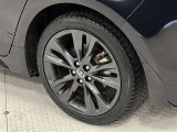 タイヤサイズは215/45R17!純正アルミホイール!納車前の点検時にタイヤ交換させていただきます!