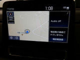 【ディスプレイオーディオ】・・・大型ディスプレイに各種オーディオ機能(AM/FMチューナー、Bluetooth対応)とスマートフォン連携機能を搭載。