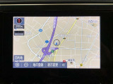 【9インチディスプレイオーディオ】各種オーディオ機能とスマホ連携機能を搭載。ナビキットを装着しているので、車載ナビとしても使用可能です。機能の詳細につきましては、展示店舗までお尋ねください。