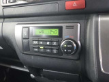 ☆オートエアコンです♪一度お好みの温度に設定すれば、車内の温度を検知し風量や温度を自動で調整してくれる優れもの!暑い&hellip;寒い&hellip;と何度もスイッチ操作をする必要はありませんね♪