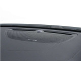 【harman/kardon】世界のオーディオファン垂涎のプレミアムサウンドシステムを搭載。原音に近い音場空間を忠実に再現。乗る人すべてに最良の音響体験を提供します。