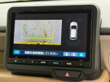 パーキングセンサーもついておりますので駐車などが苦手な方も安心して運転が可能です。