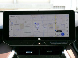 DCM(専用通信機)を装備したコネクティッドナビです。なおT-Connect契約により、令和11年11月まで無償でのご利用が可能です。詳しくは営業スタッフにお問い合わせください。