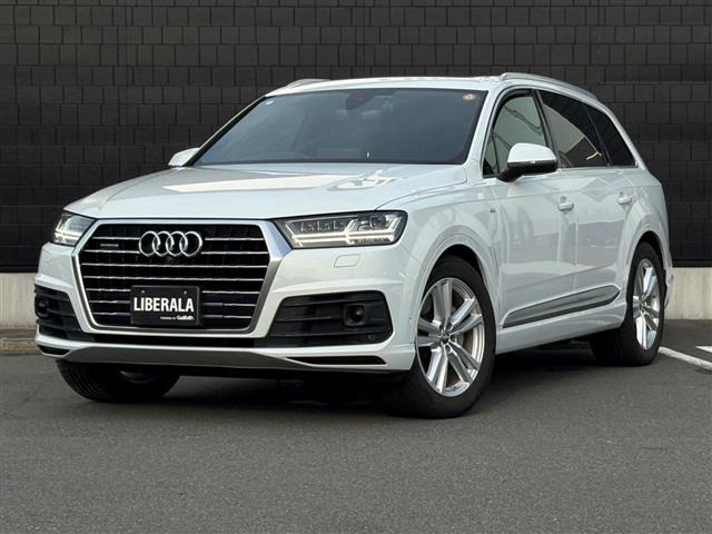 Q7 45 TFSI クワトロ 4WD アダプティブエアサスペンション 本革シート