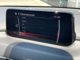 USB・Bluetooth・CD/DVD・フルセグTVも付いてます