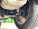 お車を安心してお乗りいただく為には、足回りの定期点検が欠かせません。サービスサポート(有償保証)では無料点検もご提供しており、安心のカーライフをお過ごしいただけるサポート体制が整っています。