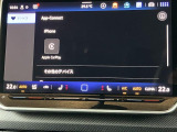 「AppConnect」を利用してスマートフォンのアプリケーションを画面上で閲覧したり音声で操作することができます。