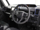 運転席廻りです。