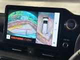 【パノラミックビューモニター】専用のカメラにより、上から見下ろしたような視点で360度クルマの周囲を確認することができます☆死角部分も確認しやすく、狭い場所での切り返しや駐車もスムーズに行えます。
