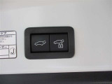 電動バックドアがとっても便利♪