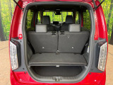 普段のお買い物や通勤、送迎等に十分な荷室スペースを確保しております。セカンドシートを倒すと、大きな荷物の積載も可能です♪