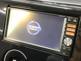 【純正ナビ】人気の純正ナビを装備しております。ナビの使いやすさはもちろん、オーディオ機能も充実!キャンプや旅行はもちろん、通勤や買い物など普段のドライブも楽しくなるはず♪