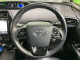 【純正革巻きステアリング】上質な革を使用することで、手にしっかり馴染みとても運転しやすいハンドルです♪