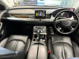 A8 4.0 TFSI クワトロ 4WD 