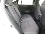 <車内>お友達と一緒に行くお買い物でも、荷室があるので、帰りもゆったり帰れそうですね。お子様と一緒のお出掛けでも役立ちそうです。