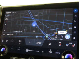 メーカー装着のディスプレイオーディオ(コネクティッドナビ対応)を装備しております