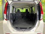 普段のお買い物や通勤、送迎等に十分な荷室スペースを確保しております。セカンドシートを倒すと、大きな荷物の積載も可能です♪