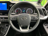 【純正革巻きステアリング】上質な革を使用することで、手にしっかり馴染みとても運転しやすいハンドルです♪