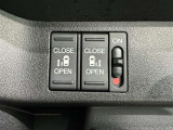 両側電動スライドドアで狭い所でも乗り降り楽々です!