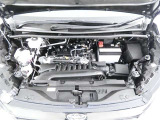 【エンジンルーム】・・・内外装だけでなくこちらもクリーニング済み。 納車までにもう1度しっかり点検いたしますので、安心してお乗りいただけると思います。