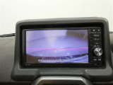 バックモニターがついていますので、バックでの駐車が苦手な方でも大丈夫です 実際のバック駐車は目視確認と合わせてお使い下さい