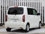 お支払いはホンダクレジットをご利用ください。運転免許所をご持参いただければ審査が可能です。また月々のお支払金額を抑えられるなど、メリットがいっぱいの据え置きクレジットもご用意しております。