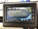 【バックカメラ】駐車時に安心のバックカメラが装備されています!