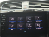 Apple CarPlayやAndroid Autoなどを経由して、ナビや音楽、メッセージアプリを車内で快適に利用できます