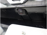 バックカメラが付いているので後方確認が非常にしやすいです。今や運転初心者も熟練者も必須装備!ついていて損はないですね♪