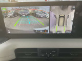 アラウンドビューモニター装備です 上から見たイメージで駐車出来ます