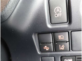 アイドリングストップ機能がついているので、停車時にエンジンを止めて燃料消費を抑えます。環境にもお財布に優しいですね♪