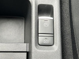 店舗にて現車の確認もいただけますので、お電話で在庫のご確認の上是非ご来店くださいませ。