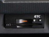 ETC車載器付きです。高速道路の料金所もスムーズに通過出来ます。