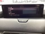 Bluetoothに接続することで、スマートフォンに入っている音楽アプリを車内で楽しめたり、通話が出来ます♪