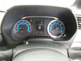 シンプルで見やすいスピードメーターですよ!安全運転で行きましょうね^^