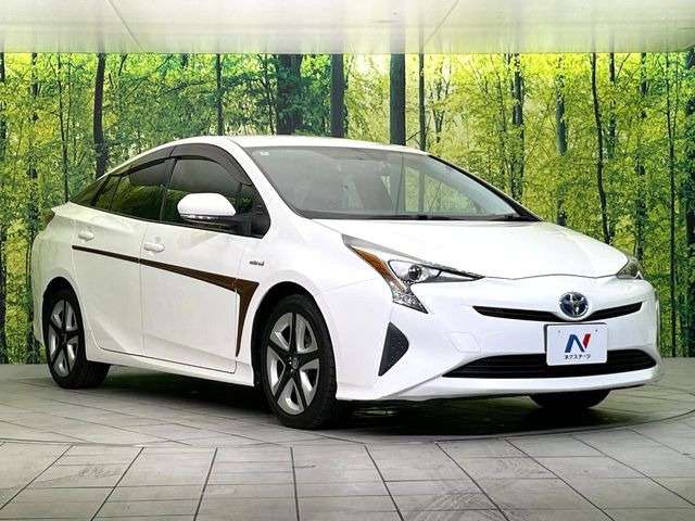 トヨタ プリウス 1.8 S ツーリングセレクション の中古車詳細 (72,310