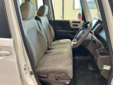 運転席・助手席にはシートヒーターを装備しておりますので、快適にお使いいただけます!