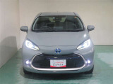 明度の高いLEDヘッドライトで、夜間の運転も安心です。