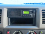 AM/FMラジオが装備されています。