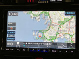 いまや必須装備「ナビゲーション」搭載!知らない場所にスイスイッとドライブ。もう、これなしではハンドルを握れませんね!でも運転中の操作は危険ですのでご注意ですね☆