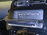 CD・DVDの再生ができます。